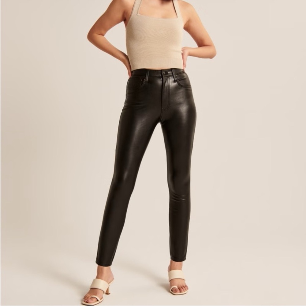 Abercrombie & Fitch Black Skinny Pants